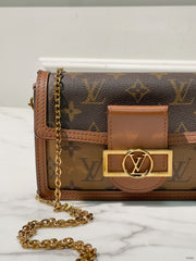 LV DAUPHINE WOC, Monogram